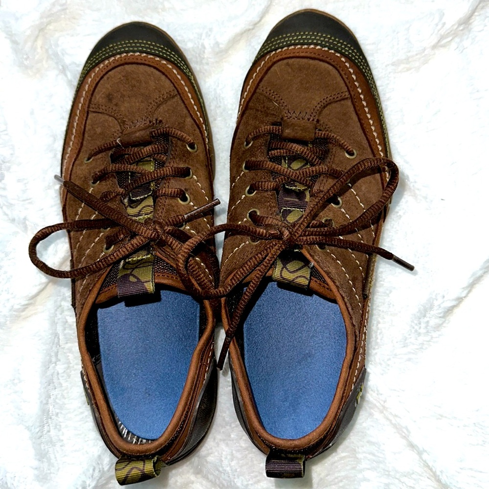 Mimosa Lace Cocoa Hiking Shoes Size 7.5